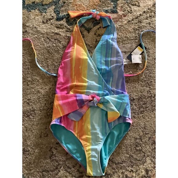 New. Rachel Roy plunge neck pastel swimsuit. Retails $129 - Picture 4 of 7